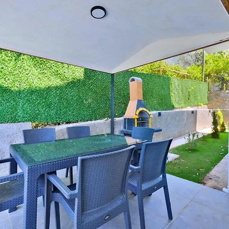 Ovacik 3 Bedroom With Private Pool Hot Tub Villa *