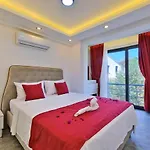 Ovacik 3 Bedroom With Private Pool Hot Tub Villa *