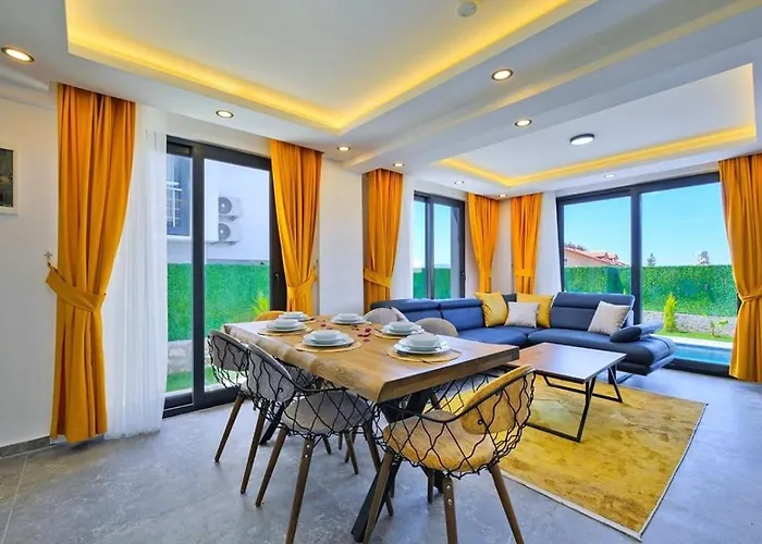 Ovacik 3 Bedroom With Private Pool Hot Tub Fethiye