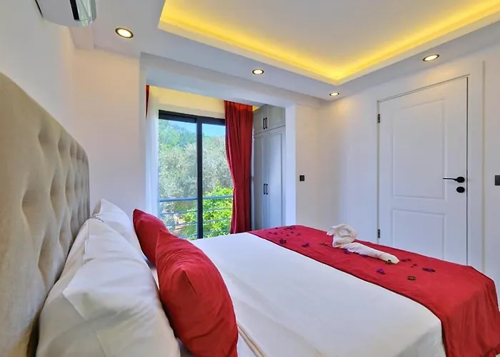 Ovacık 3 Bedroom With Private Pool Hot Tub Fethiye