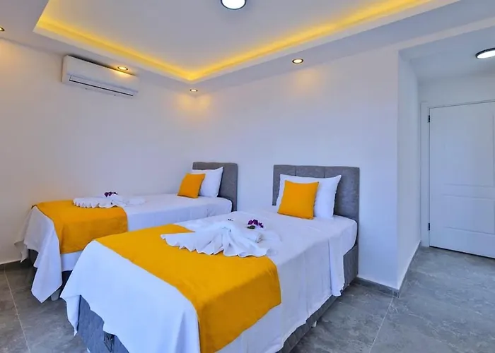 Villa Ovacik 3 Bedroom With Private Pool Hot Tub *